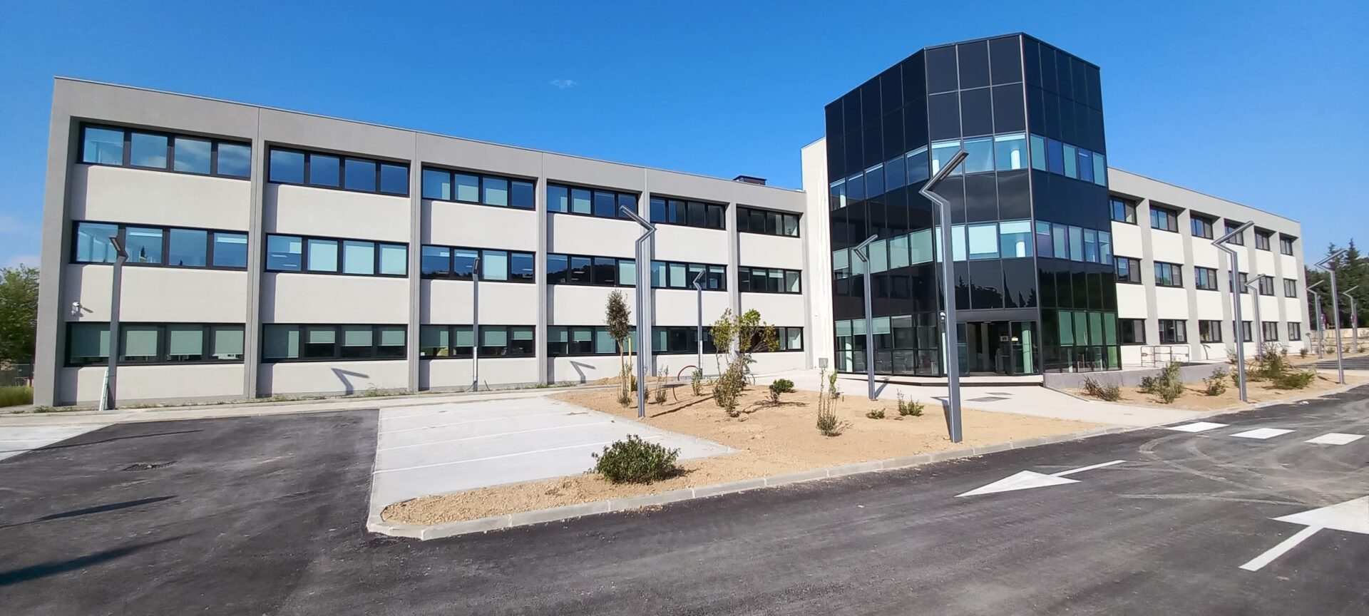 Patrimoine BMG Foncière - immeuble de bureaux Les Pennes - Les Pennes Mirabeau (13)