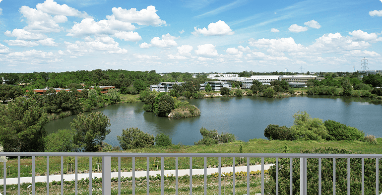 Vue sur le cadre paysager du SPI à Mérignac, futur environnement des collaborateurs de Sopra Steria.