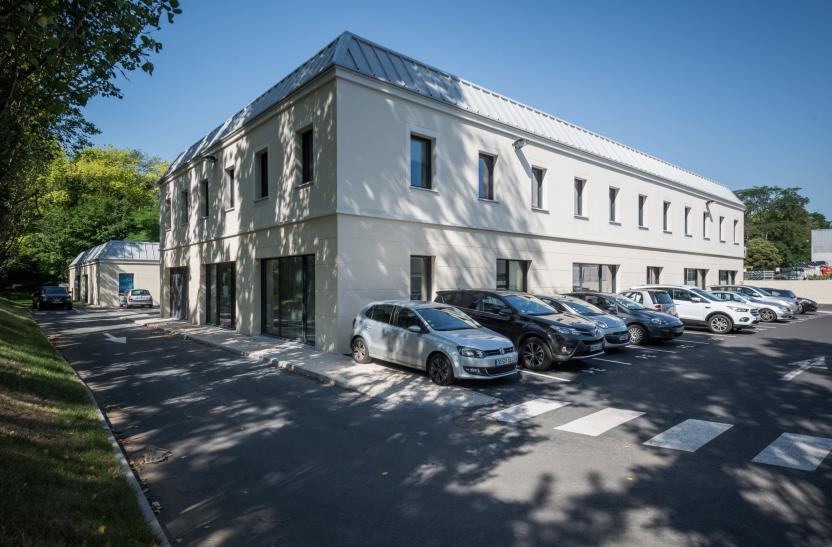 Immeuble de bureaux à Blanc Mesnil (93). BMG Foncière